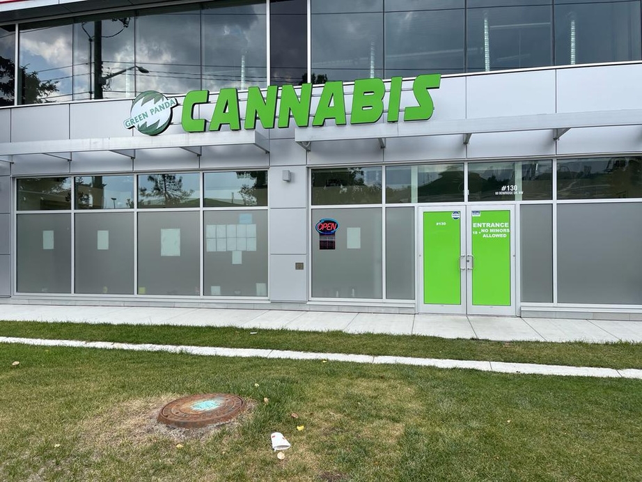 CANNABIS STORE FOR SALE