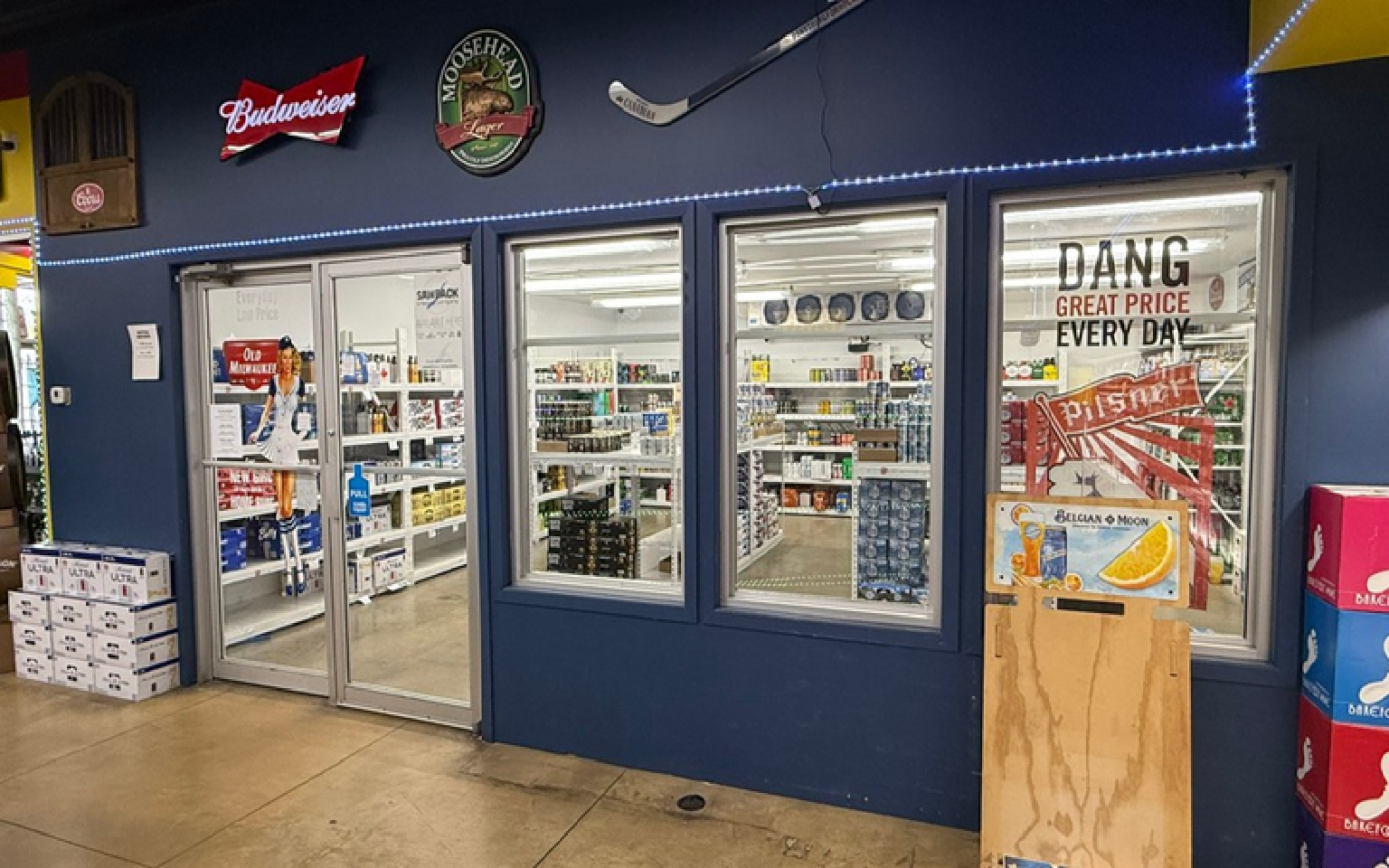 LIQUOR STORE FOR SALE RED DEER AB